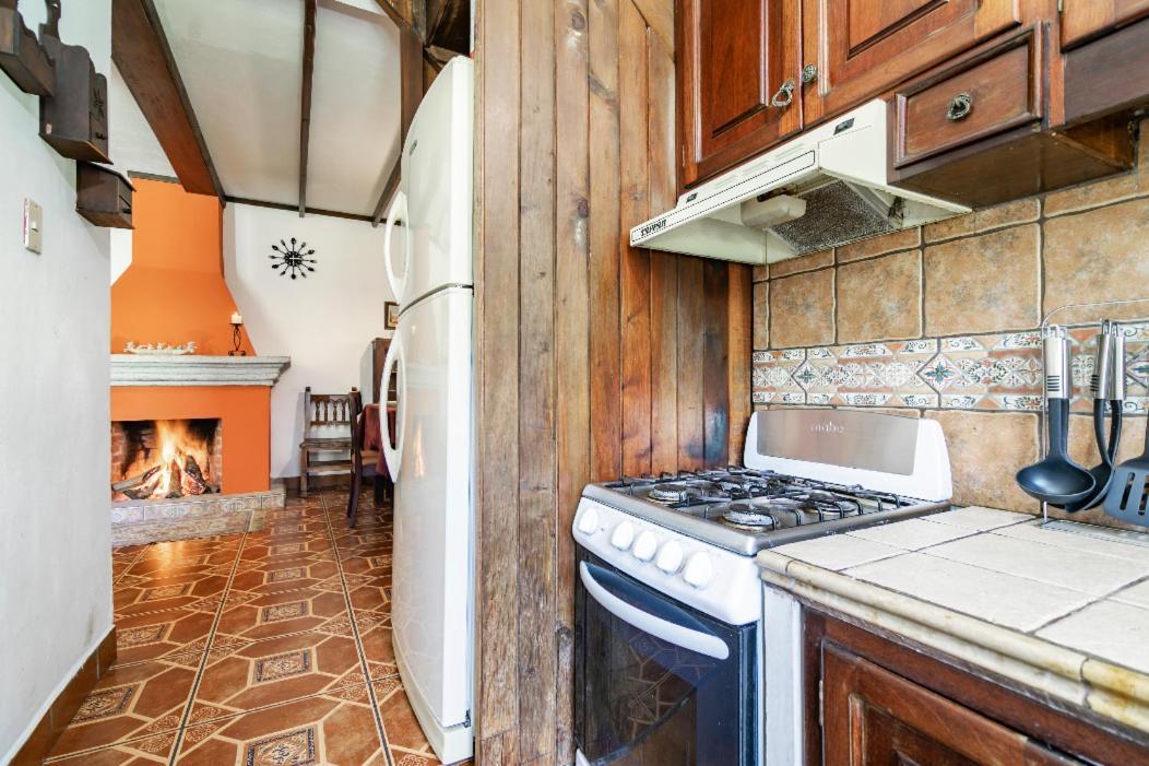 Villas Santa Ana-Ricardo أنتيغوا غواتيمالا المظهر الخارجي الصورة